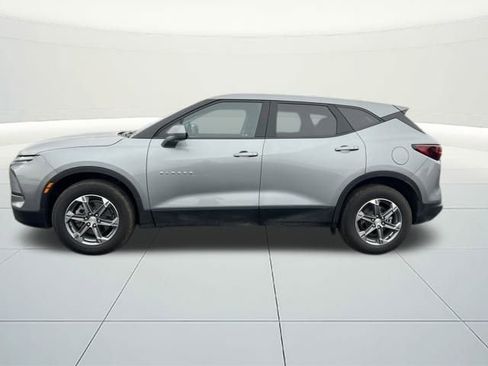 Used 2023 Chevrolet Blazer LT w/ Driver Confidence Package image 2