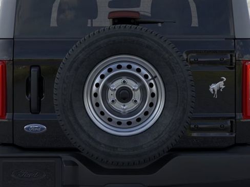 New 2025 Ford Bronco 2-Door AWD/4WD image 24