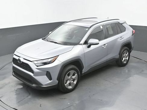 Used 2025 Toyota RAV4 XLE w/ Convenience Package FWD image 30