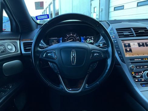 Used 2019 Lincoln MKZ Reserve w/ Luxury Package image 35