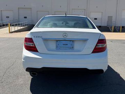 Used 2013 Mercedes-Benz C 250 Sedan image 5