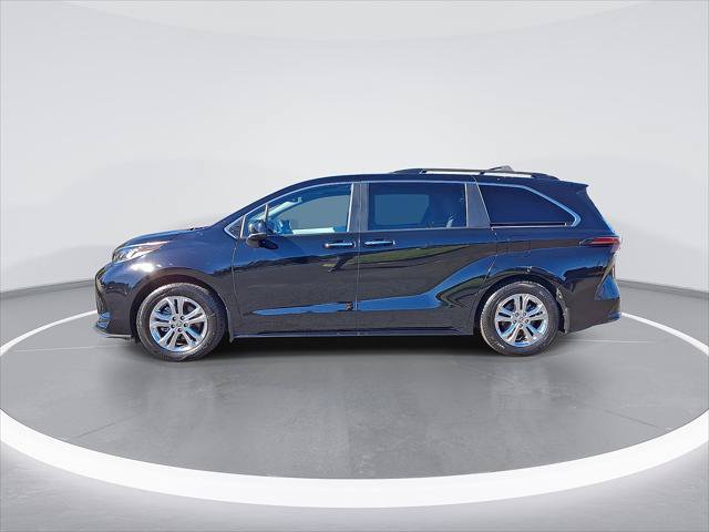 Certified 2023 Toyota Sienna XSE w/ XSE Plus Package AWD/4WD image 6