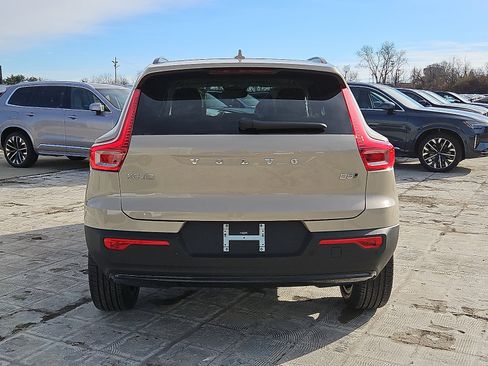 New 2026 Volvo XC40 B5 Plus w/ Protection Package Premier image 5