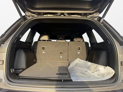 New 2026 Jeep Grand Cherokee Limited w/ Limited Altitude Package image 18