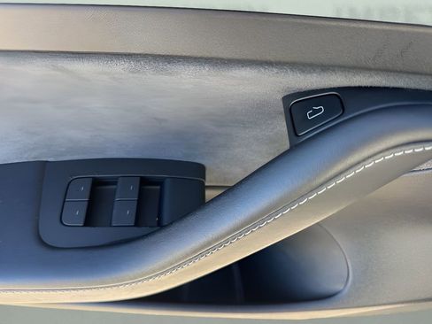 Used 2022 Tesla Model 3 Long Range image 27