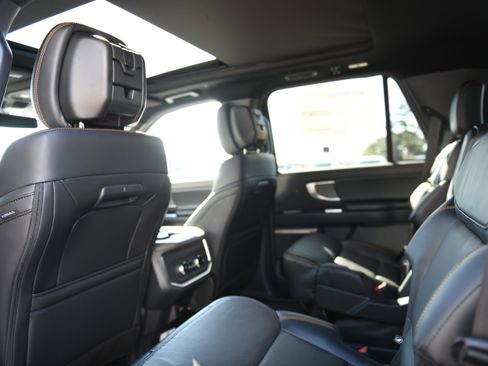 New 2026 Ford Expedition Tremor image 18