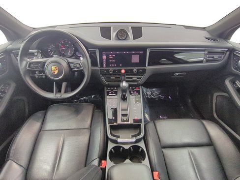 Certified 2023 Porsche Macan Turbo AWD/4WD image 20
