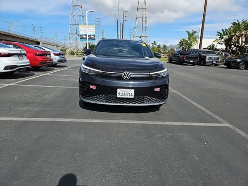 Used 2023 Volkswagen ID.4 2WD image 2