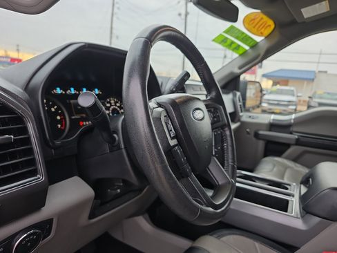 Used 2018 Ford F150 XLT w/ Equipment Group 302A Luxury image 12