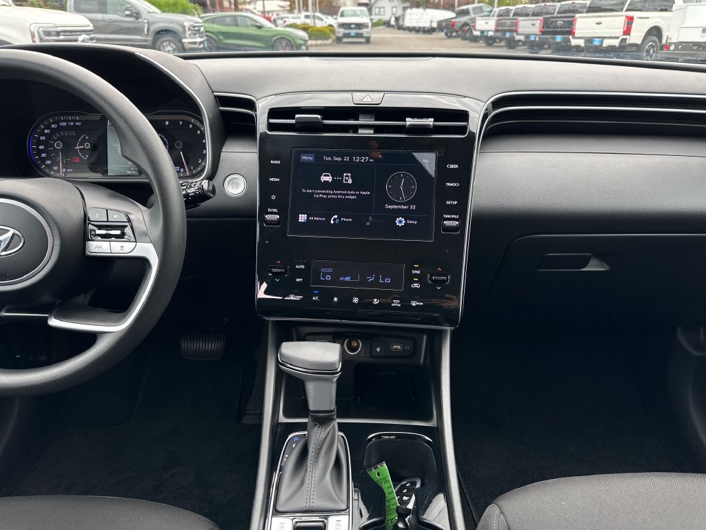 Certified 2024 Hyundai Tucson SEL AWD/4WD image 16
