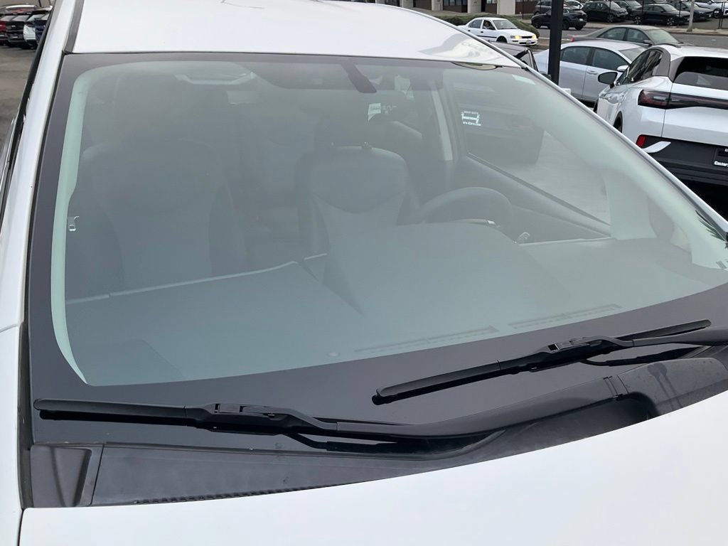 Used 2012 Toyota Prius V Five FWD image 70