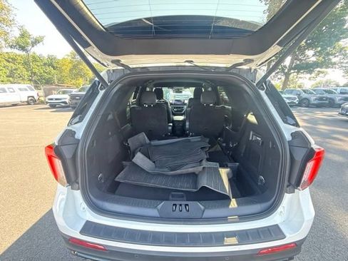 Certified 2025 Ford Explorer ST AWD/4WD image 13