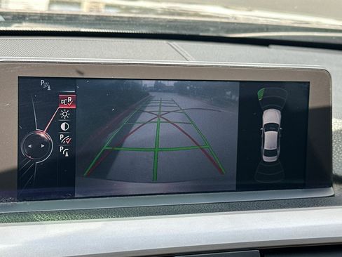 Used 2014 BMW 320i Sedan image 24