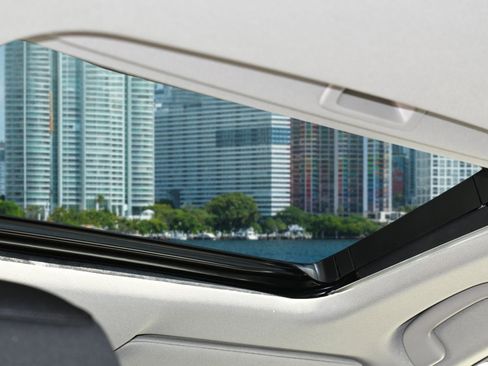 New 2025 Honda Accord SE image 18