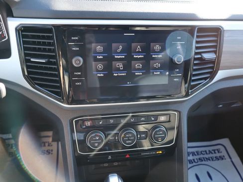 Used 2023 Volkswagen Atlas SEL image 21