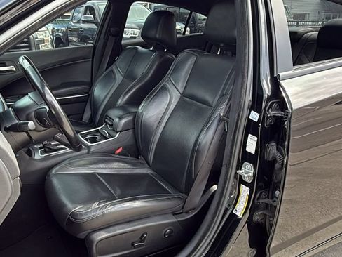Used 2022 Dodge Charger SXT w/ Leather Interior Group RWD image 21