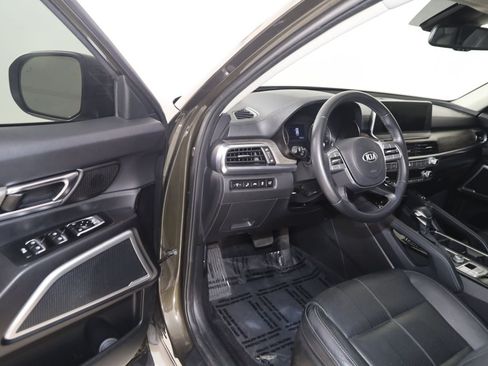 Used 2020 Kia Telluride EX FWD image 46