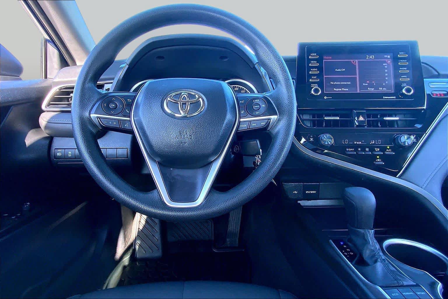 Used 2023 Toyota Camry LE FWD image 6