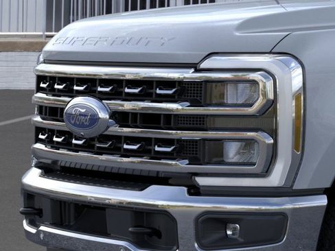 New 2025 Ford F350 Lariat w/ Lariat Ultimate Package image 17
