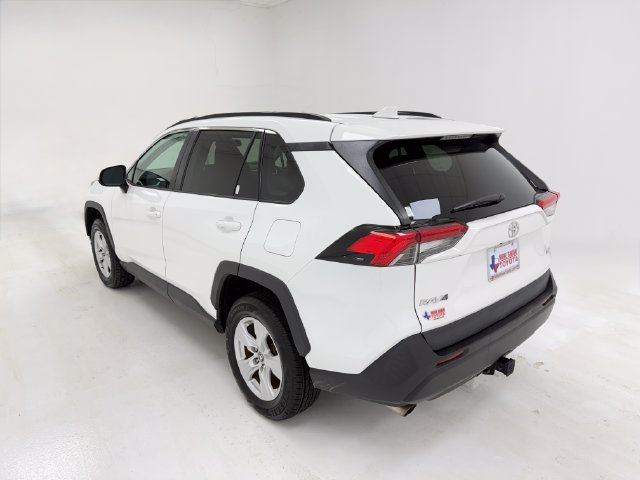 Used 2021 Toyota RAV4 XLE FWD image 38