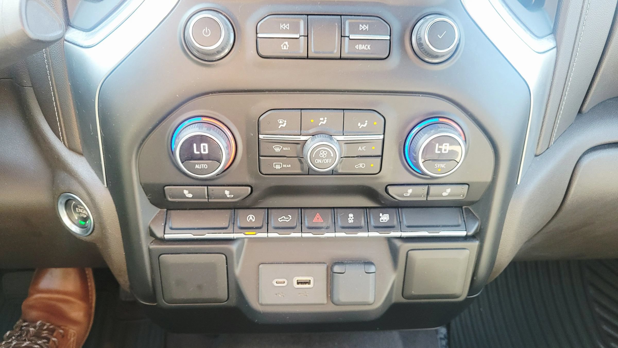 Used 2020 Chevrolet Silverado 1500 LT w/ All-Star Edition RWD image 29