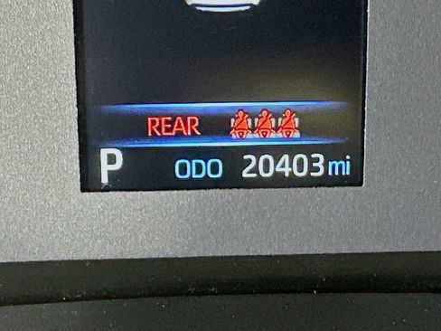 Used 2025 Toyota Corolla LE FWD image 33