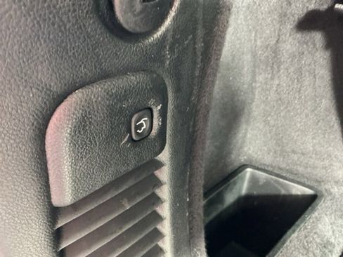 Used 2018 Dodge Durango GT image 31