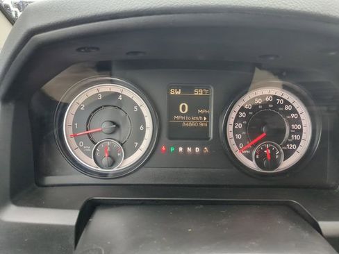 Used 2017 RAM 1500 Classic SLT AWD/4WD image 18