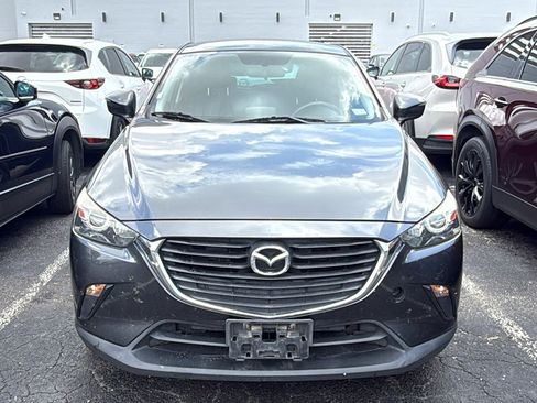 Used 2017 MAZDA CX-3 Touring FWD image 2