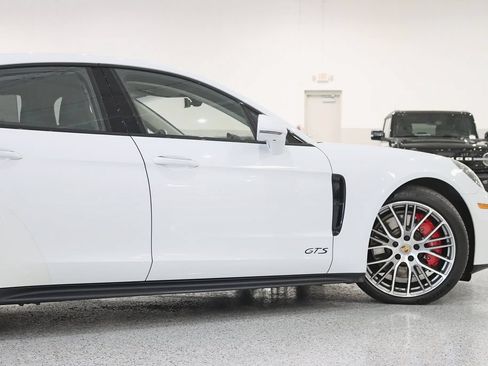 Used 2022 Porsche Panamera GTS AWD/4WD image 12