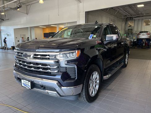 Used 2022 Chevrolet Silverado 1500 LTZ w/ LTZ Premium Package AWD/4WD image 4