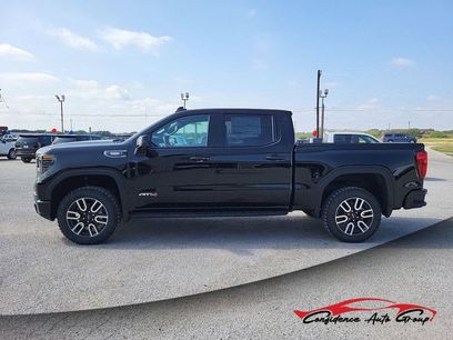 New 2026 GMC Sierra 1500 AT4 w/ AT4 Premium Package