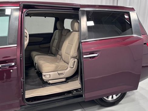 Used 2014 Honda Odyssey EX image 23