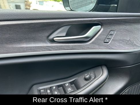 New 2025 Jeep Grand Cherokee L Limited image 17