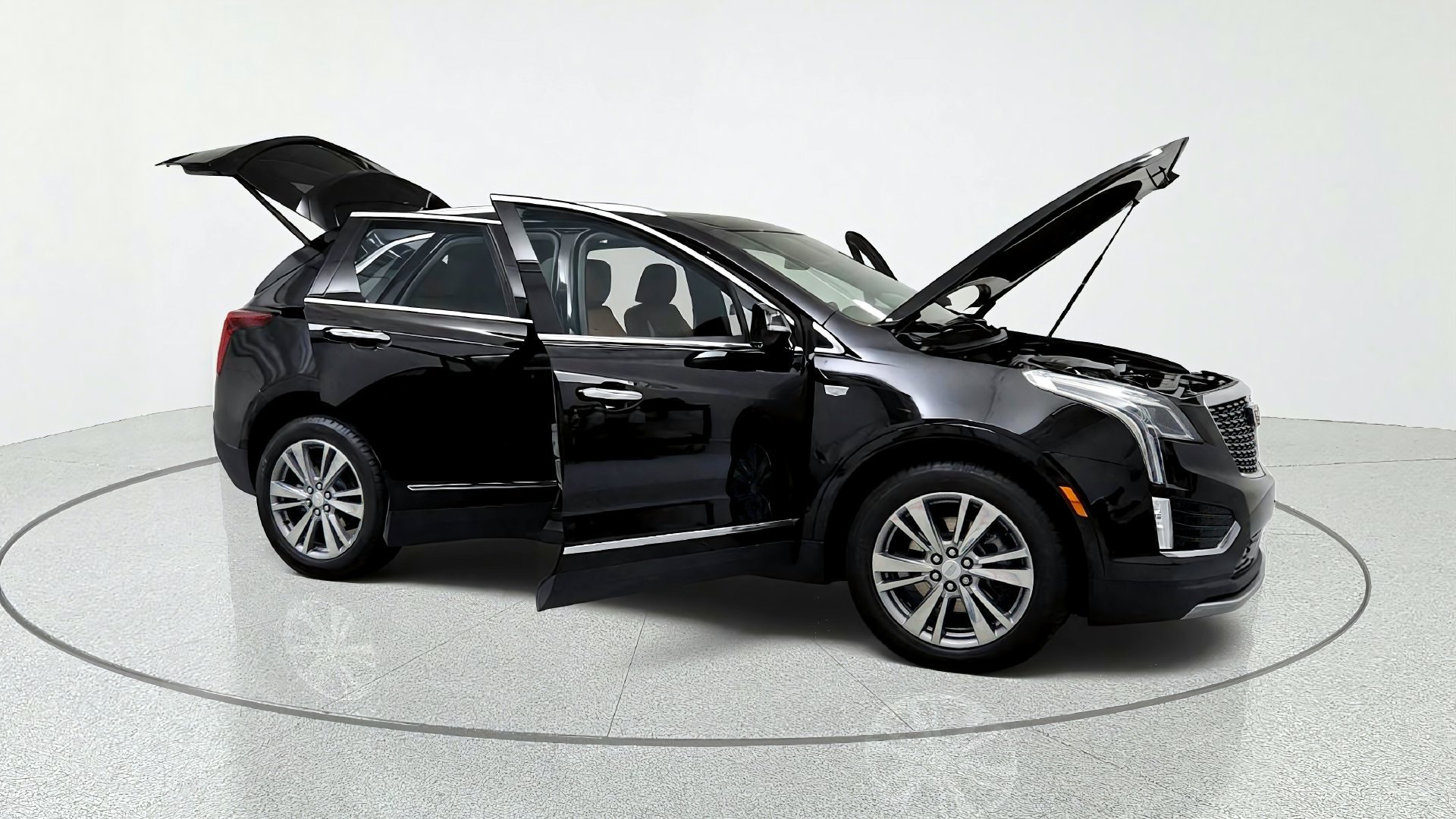 Used 2024 Cadillac XT5 Premium Luxury w/ LPO, Floor Liner Package FWD image 14