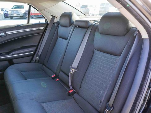 Used 2021 Chrysler 300 Touring image 16