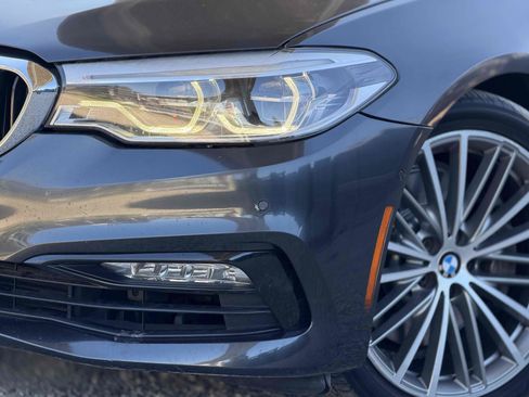 Used 2017 BMW 530i RWD image 14