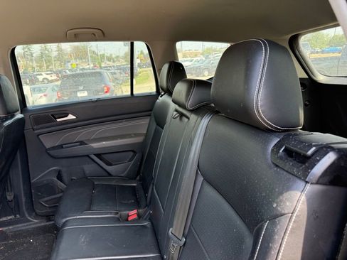 Used 2021 Volkswagen Atlas SE image 24
