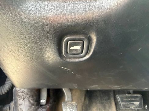 Used 1999 Chevrolet Malibu LS FWD image 10