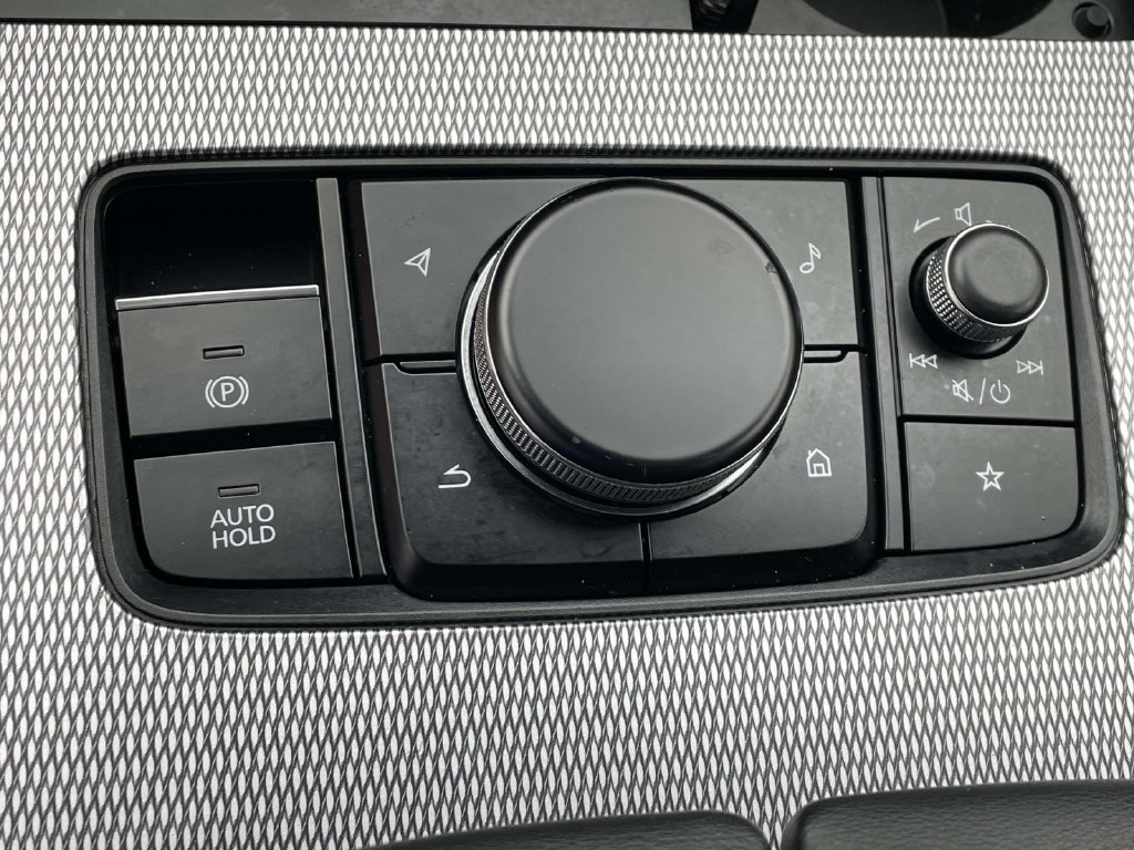 Used 2025 MAZDA CX-90 Plug-In Hybrid w/ Preferred AWD/4WD image 30