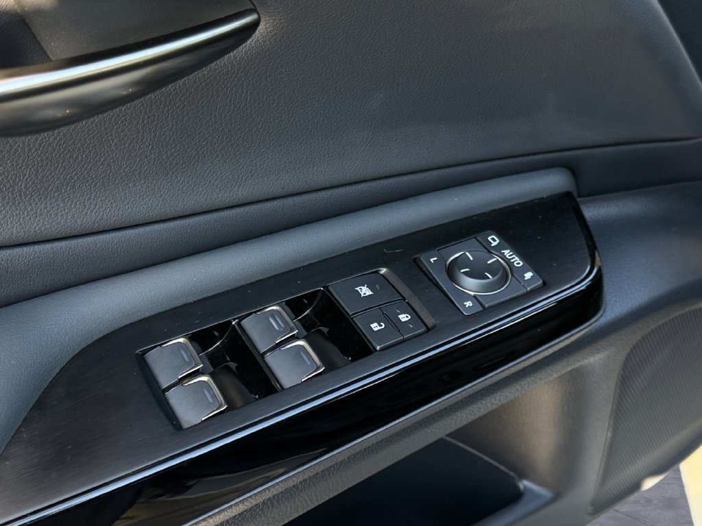 Certified 2022 Lexus ES 300h w/ Premium Package FWD image 15