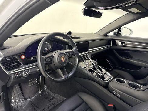Certified 2023 Porsche Panamera 4S AWD/4WD image 4