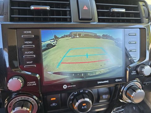 Used 2024 Toyota 4Runner TRD Off-Road image 21