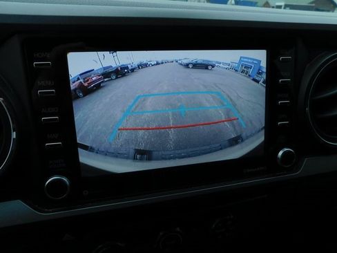 Used 2020 Toyota Tacoma 4x4 Double Cab image 31