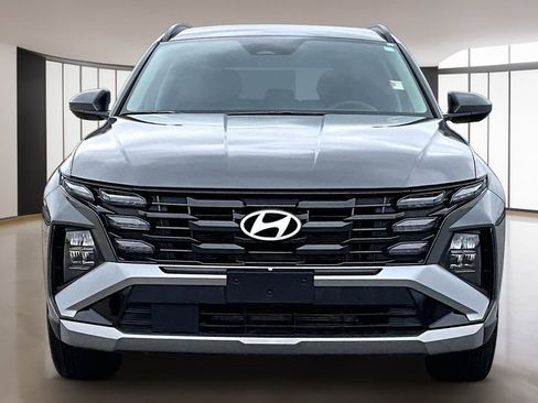 Used 2025 Hyundai Tucson SEL FWD image 3
