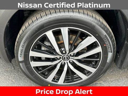Certified 2023 Nissan Pathfinder Platinum AWD/4WD image 8