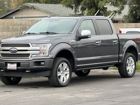 Used 2019 Ford F150 Platinum w/ Equipment Group 701A Luxury image 8