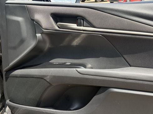Used 2025 Toyota Camry LE FWD image 28