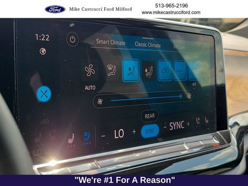 Used 2024 Volkswagen Atlas SE w/ Panoramic Sunroof Package AWD/4WD image 17