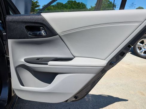 Used 2013 Honda Accord EX-L image 35